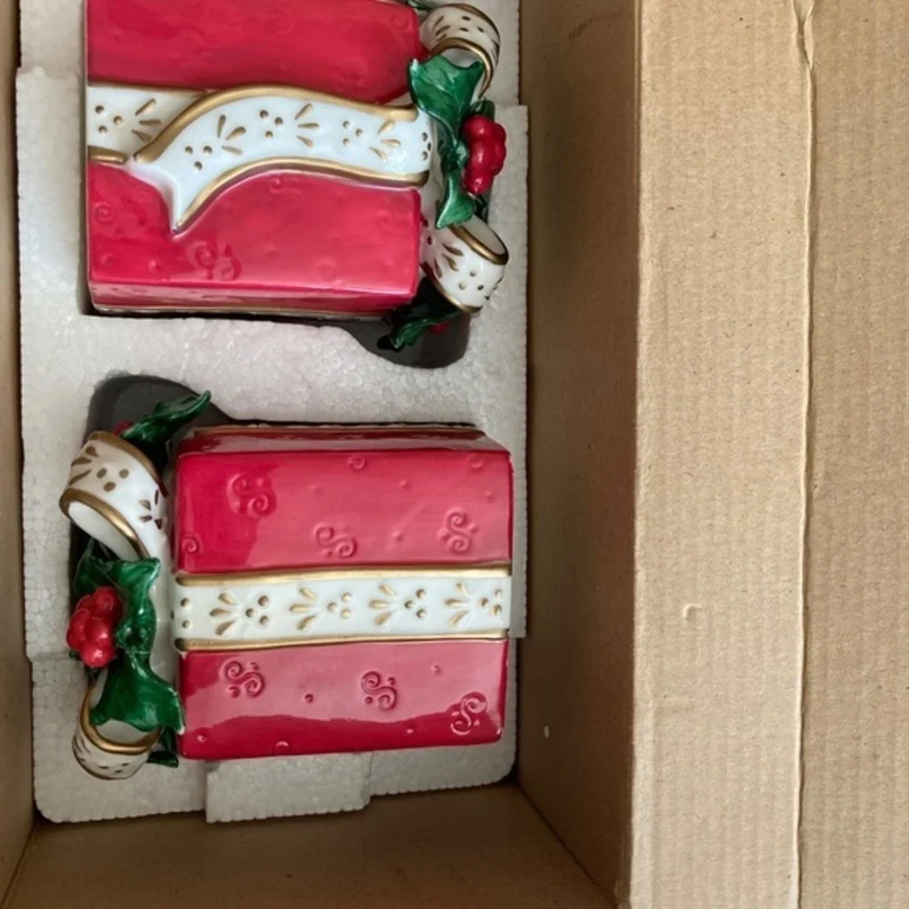 Vintage Avon Set of‎ Two Christmas Gift Box Porcelain Taper Candle Holder